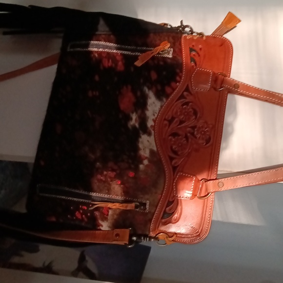 American Darling - Picture 2 of 5